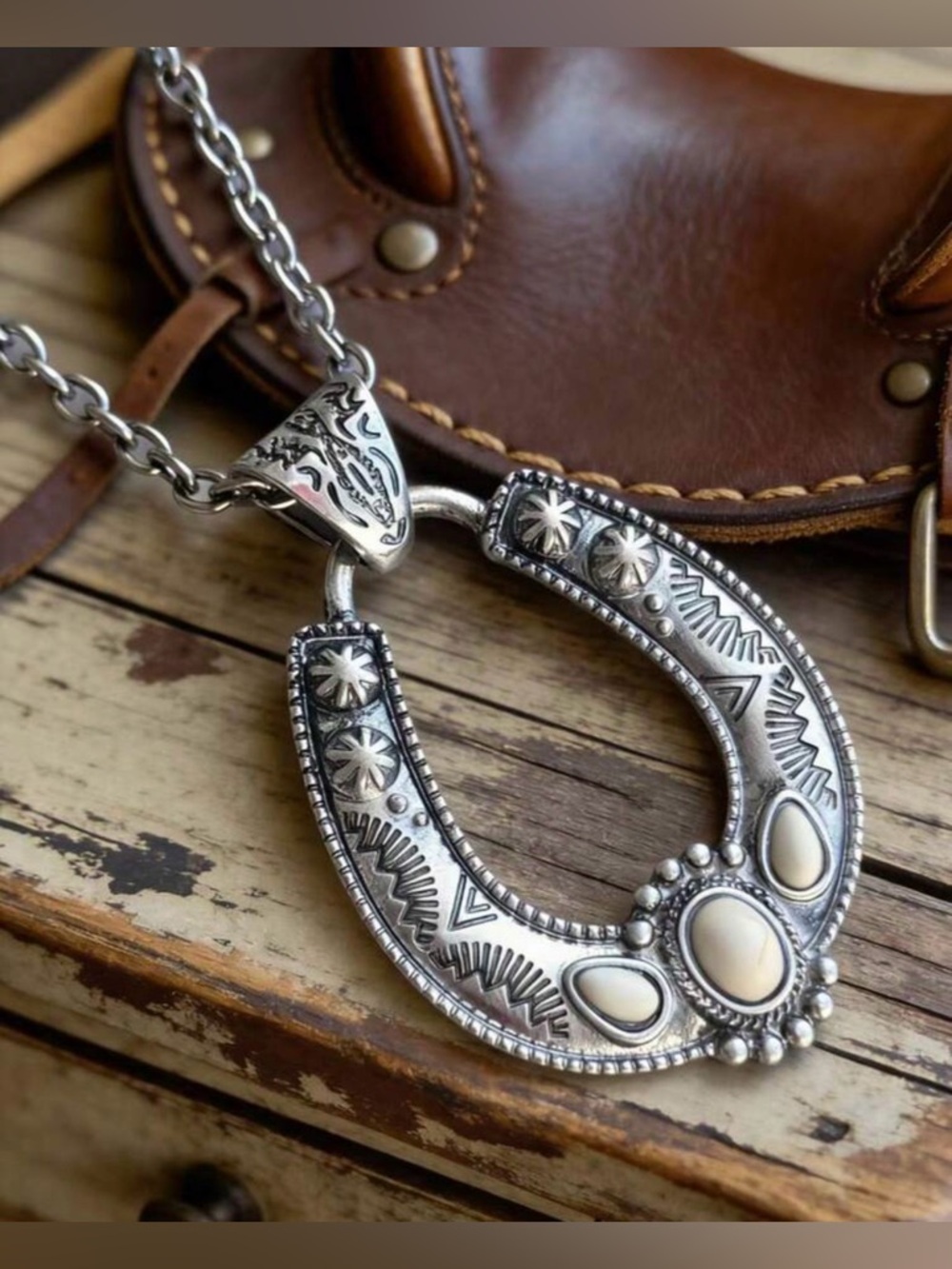 Western Necklace Horseshoe White Turquoise Pendant Necklace Cowgirl Style